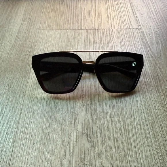 Quay Australia | Accessories | Quay Australia Sweet Talker  display picture 2